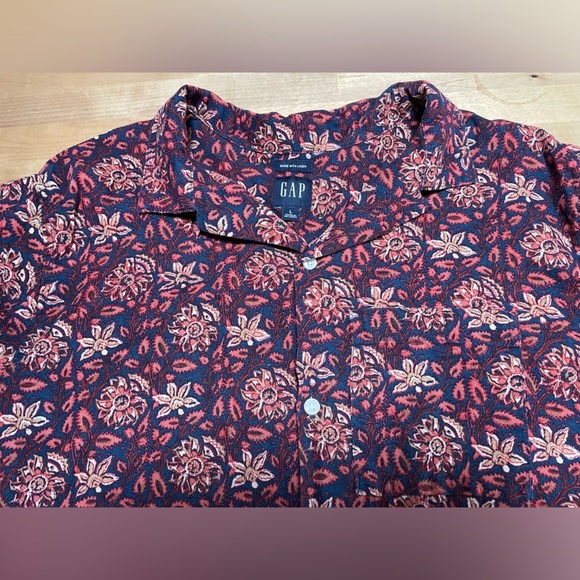Gap Men’s Short Sleeve Button Down Burgundy/Navy Abstract Linen Shirt Size Large - Picture 4 of 10